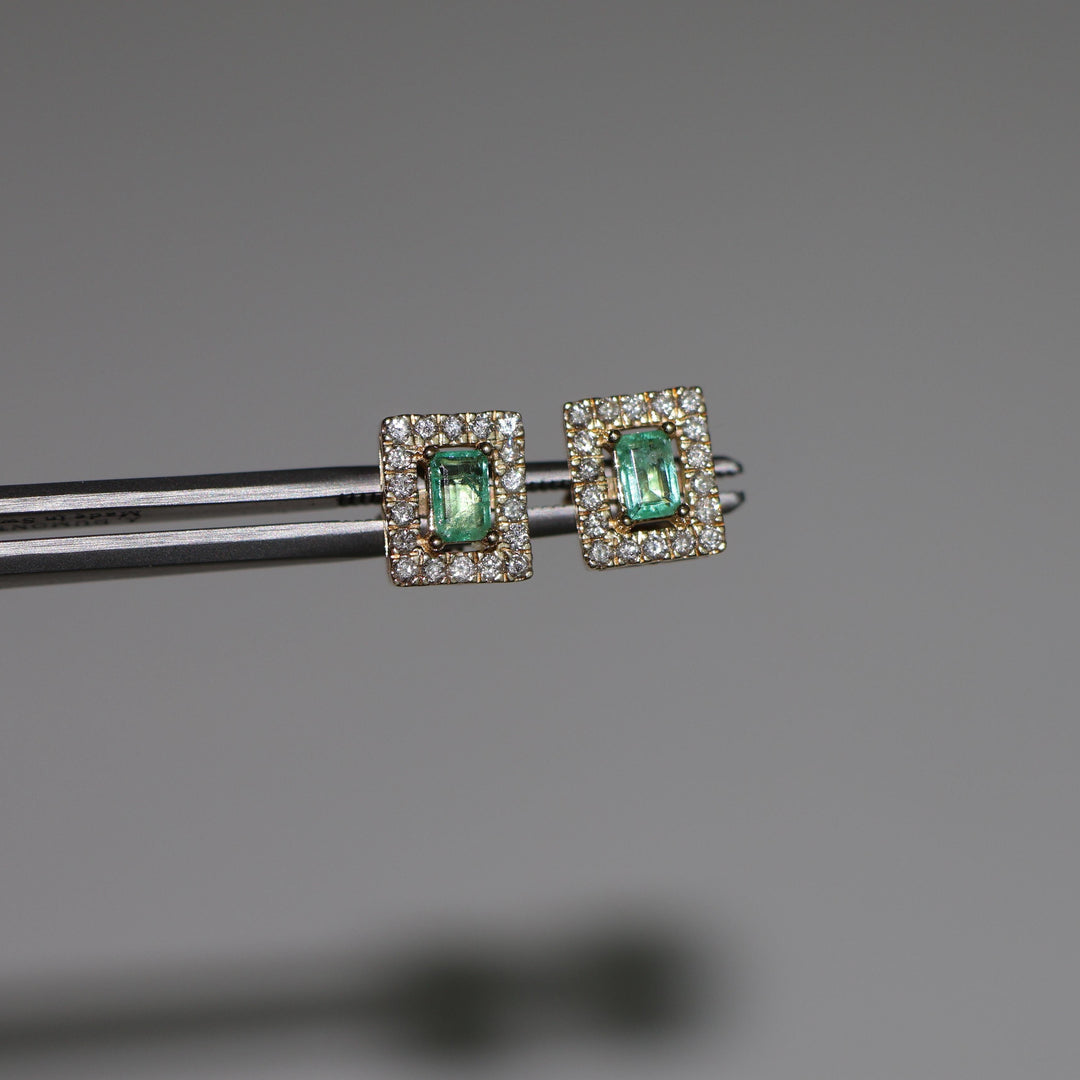 Cuadrado Emerald Diamond Studs