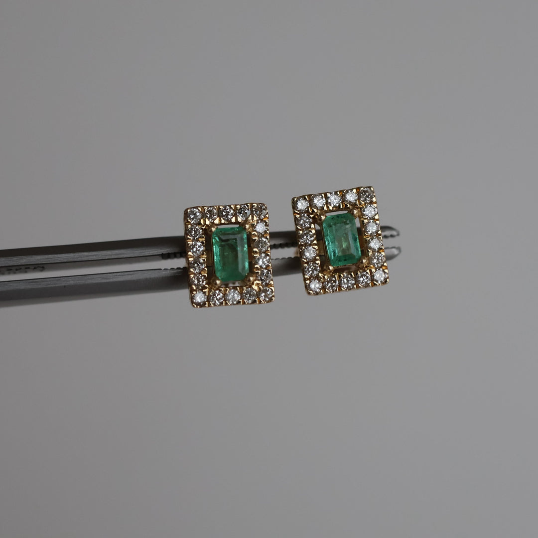 Cuadrado Emerald Diamond Studs