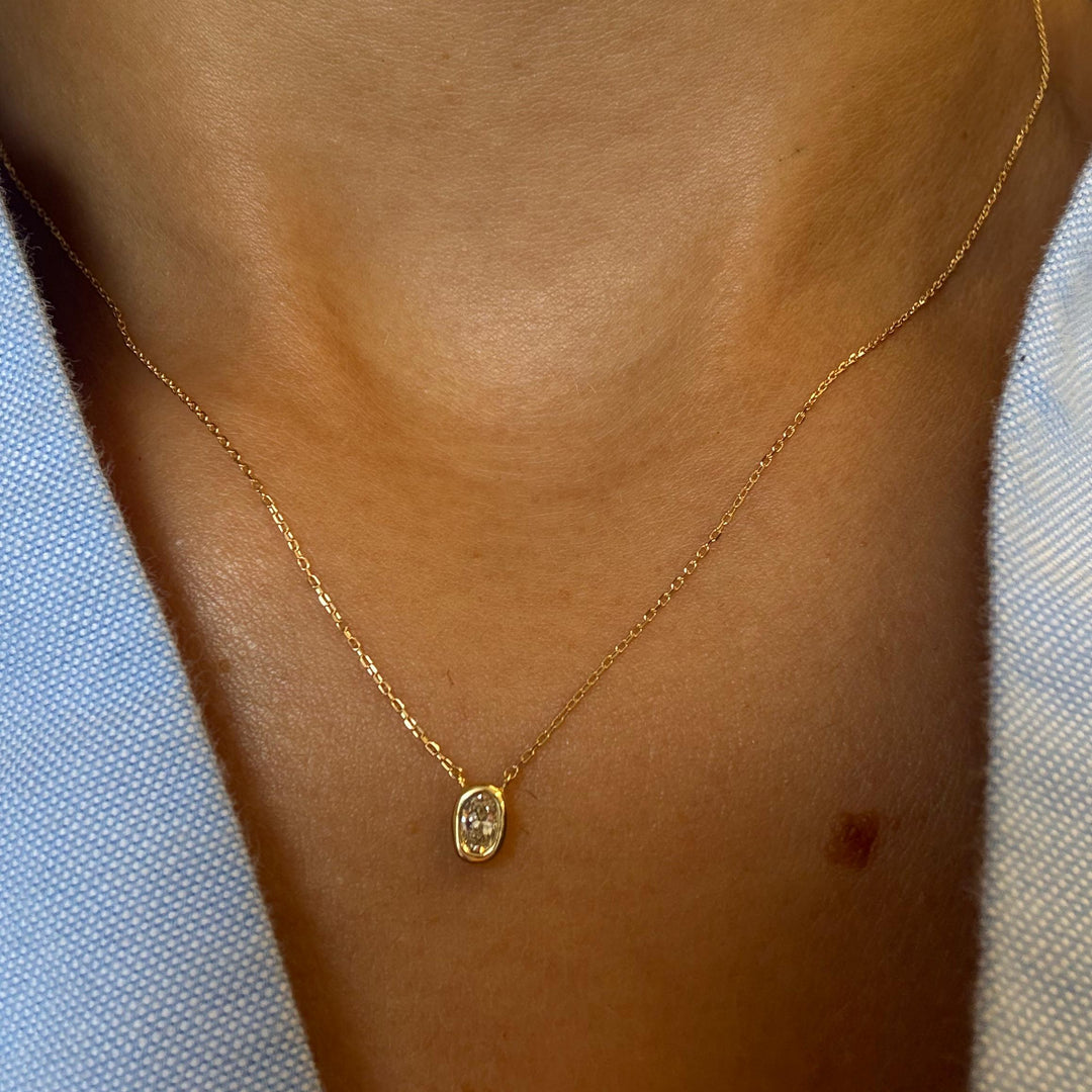 Ovalo Organico Bezel