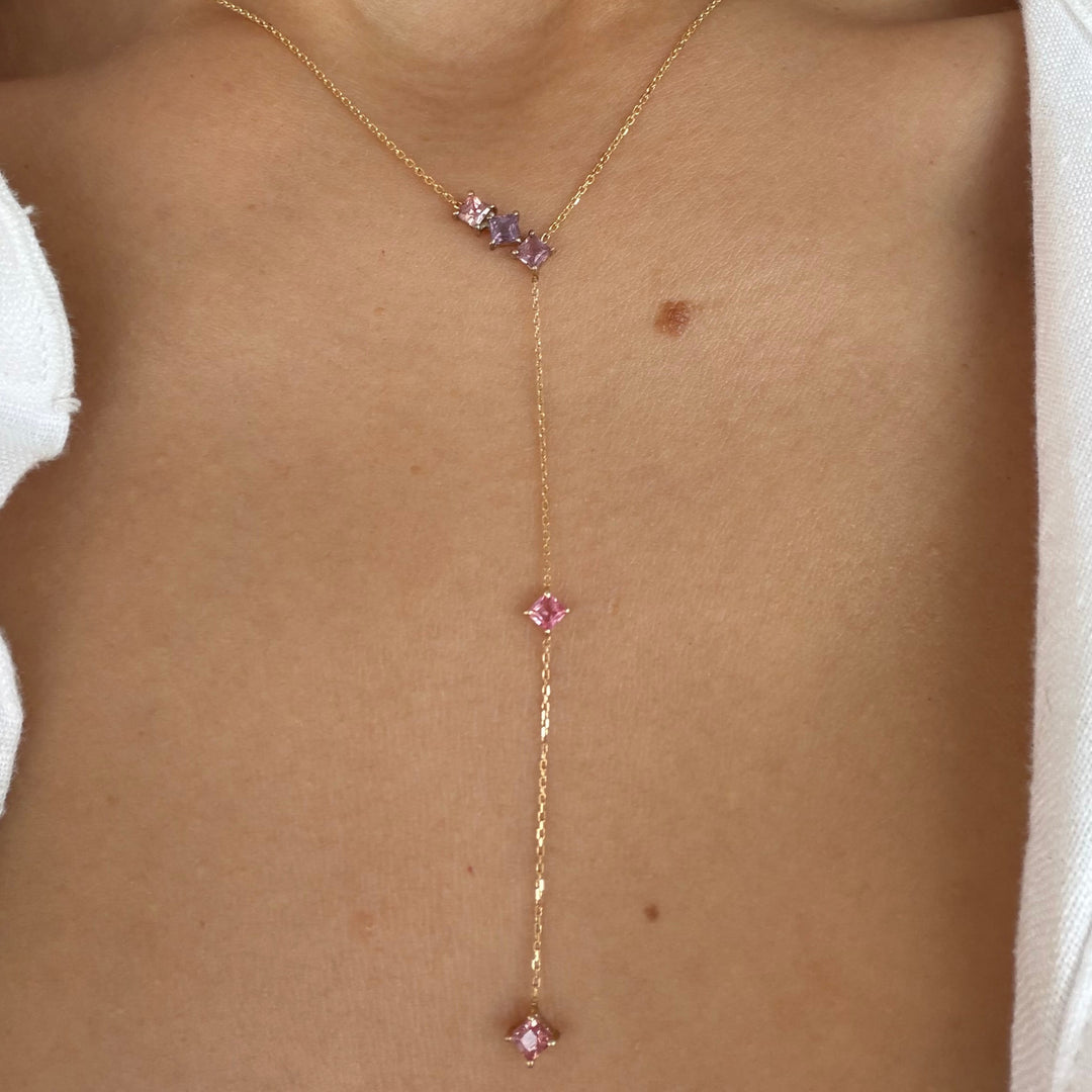 Glitter in the air pink sapphire
