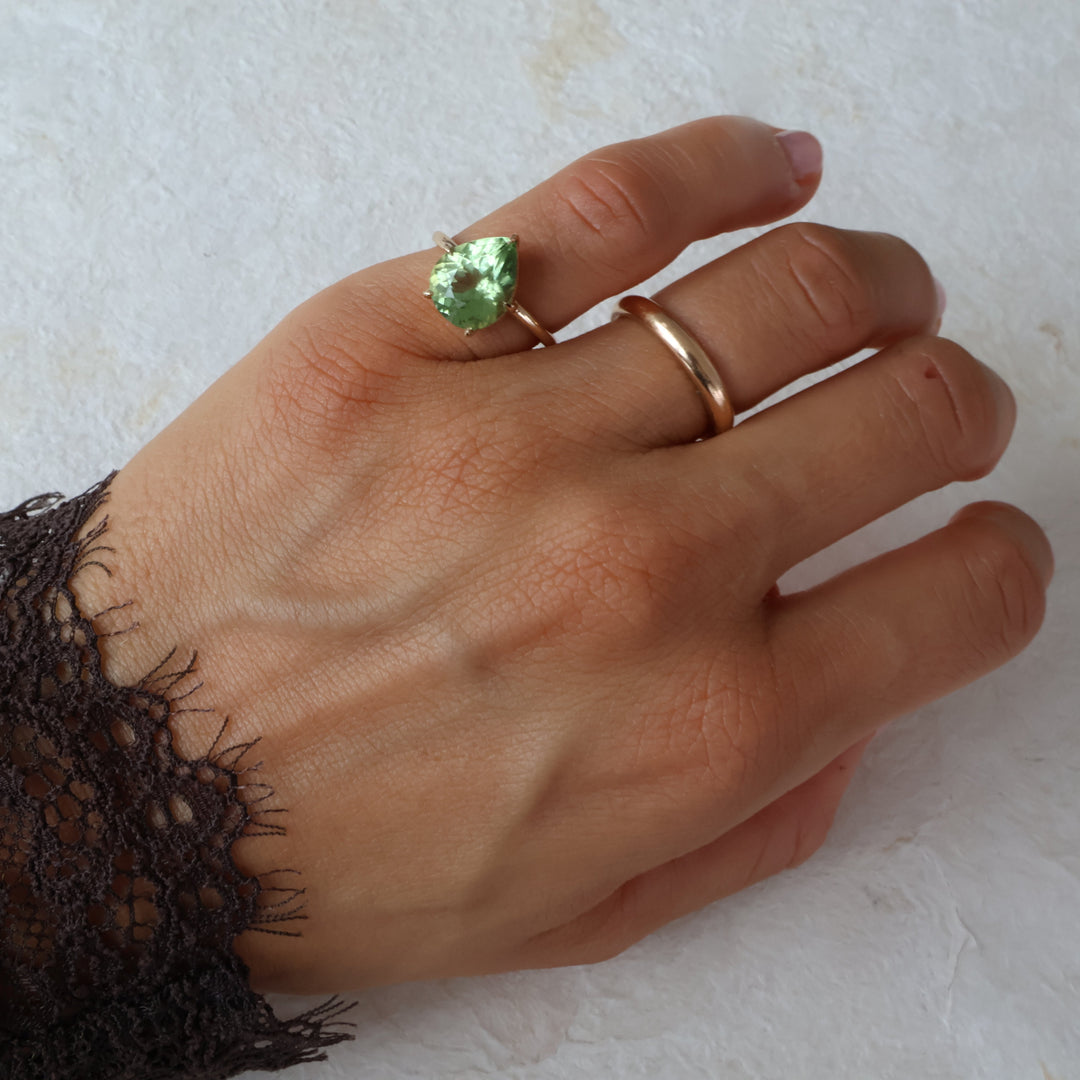 Pakistan Peridot Pinky