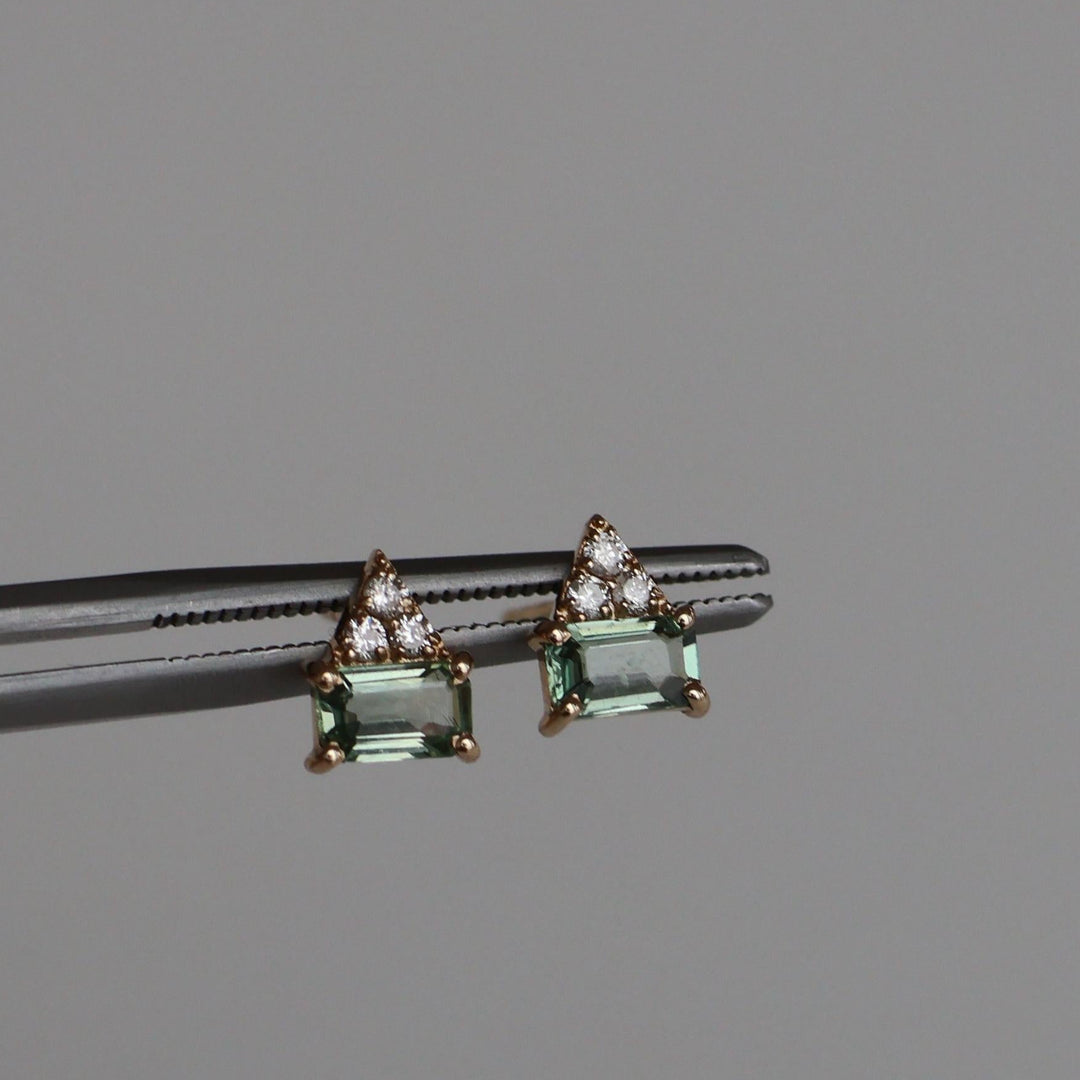 Casita Green Sapphire Studs